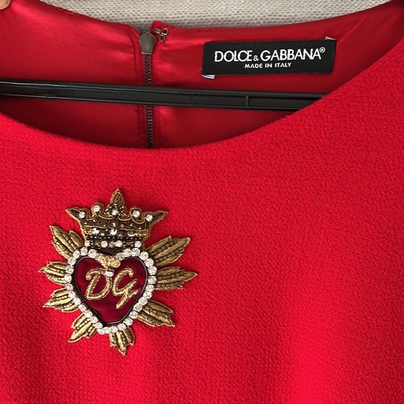 Dolce & Gabbana Red Dress with Sacred Heart Embellishment 6 - Picture 2 of 6